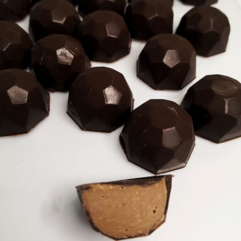 bonbon chocolat au noir, gianduja